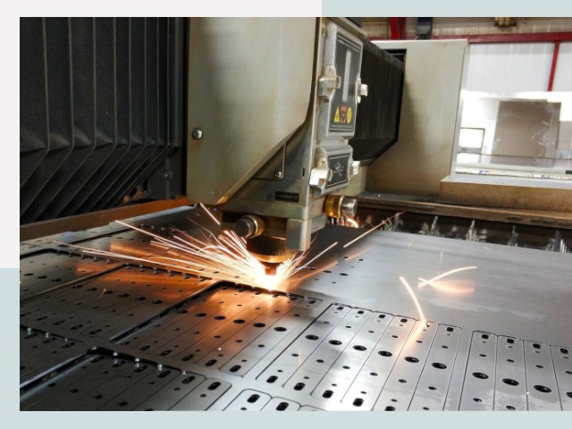 Лазерная резка металла в Бийске от 623 руб.